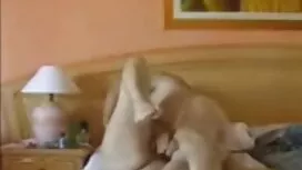 این دو دختر تصمیم به ...