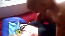 پسر شاخی در حال فیلم ...