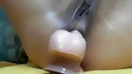 سه دختر جوان شامپاین ...