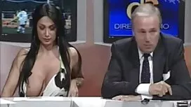 بلوند سکسی با مشاعره ...