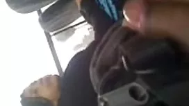 شخص شلخته جوانی را ب ...